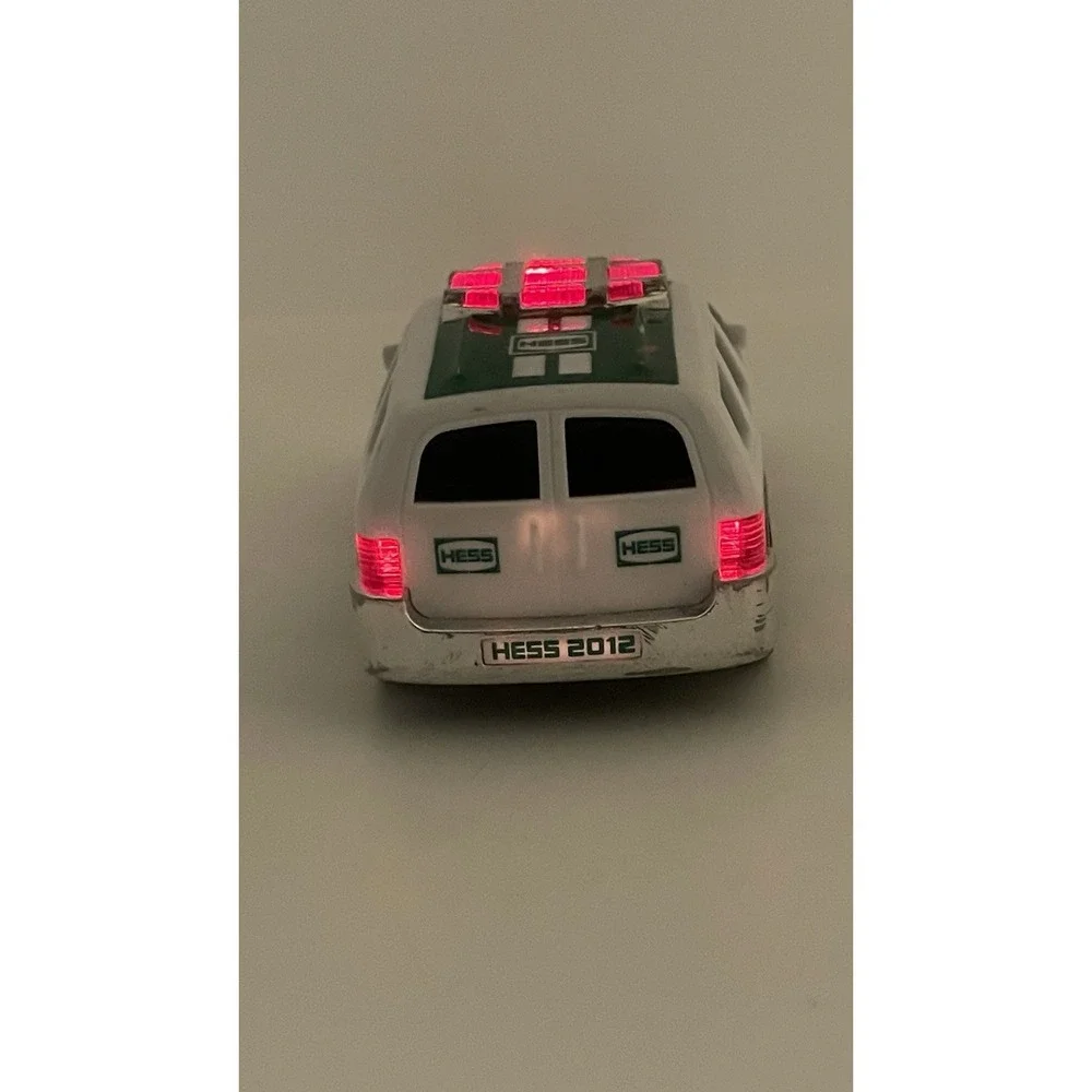 Hess 2012‎ Rescue Vehicle with Working Lights Great Shape.